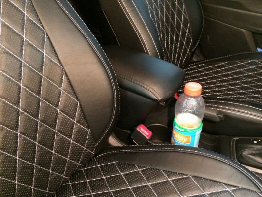 Авточехлы на Hyundai Solaris 2