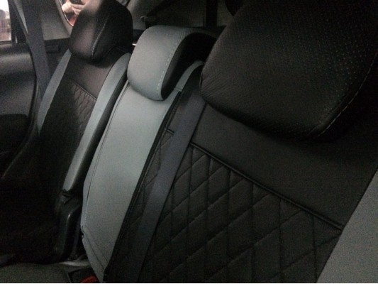 Авточехлы на Peugeot 4007