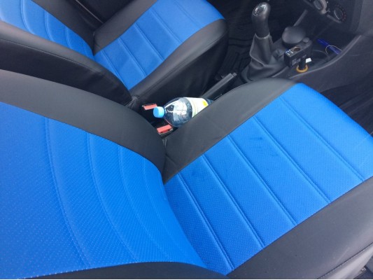 Авточехлы на Renault Logan